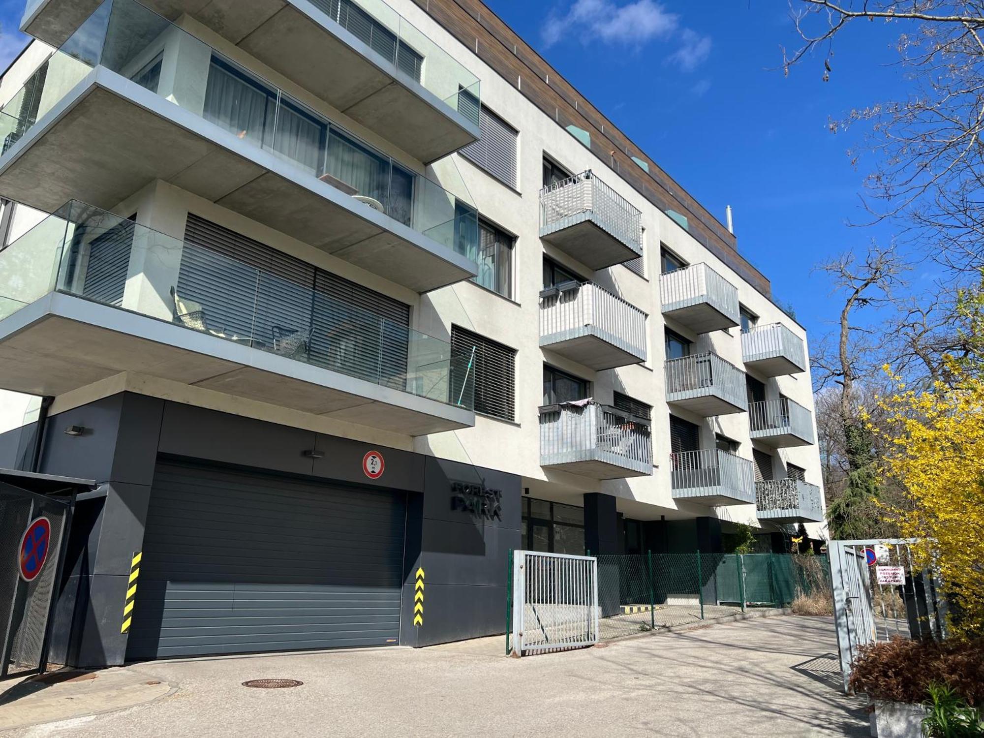 Forest Park Garden Apartment Bratislava Ngoại thất bức ảnh