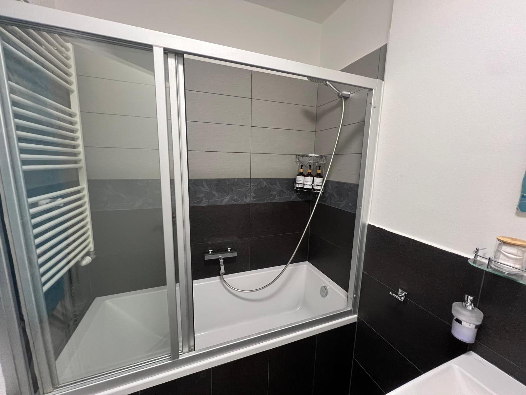 Forest Park Garden Apartment Bratislava Ngoại thất bức ảnh